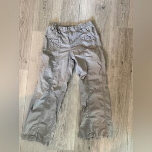 H&M womens Cargo Pants in Gray